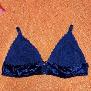 Elegant Lace Bralette in Navy Blue